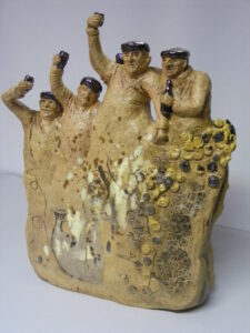 Antico e moderno si incrociano nell’arte della ceramista Giuliana Collu 6 Un goccio...di vita Menzione speciale concorso Arte ceramica Sarda 2011