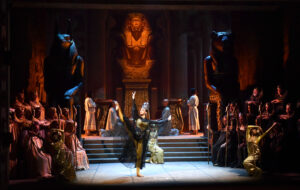 L’Aida di Giuseppe Verdi al Teatro Lirico 1 Aida atto I scena 2 foto Roberto Ricci