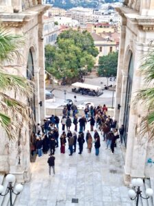 Il tesoro di Tutankhamon a Cagliari 2 File davanti al Bastione per la mostra su Tutankhamone690698b 9825 4c28 95ba f1fddc7f4d24
