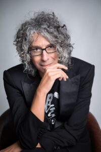 Giovanni Allevi in Piano Solo. Attesissimo con due date a Cagliari e Sassari 1 GiovanniALLEVI Portrait medium vert